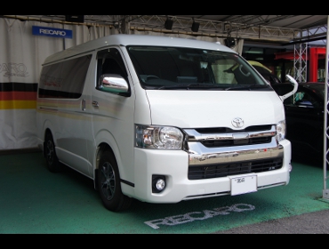 TOYOTA�@�n�C�G�[�X�@211K�i2018�N�j�@�Ɂ@RECARO�i���J���j�@LX-F�@IN110�@BK�@A/R�@����