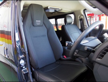 RECARO�i���J���V�[�g�j�@TOYOTA�@�n�C�G�[�X�i2014�N�j�@�Ɂ@RECARO�i���J���j�@LX-F�@TR�@NN�@BK�@���@���ʃJ�o�[�@����