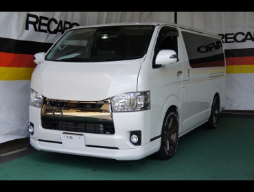 TOYOTA�@�n�C�G�[�X�@4�^�@�K�\�����@200�n�i2018�N�j�@�Ɂ@RECARO�i���J���j�@SR-7F�@GK100�@BK/RED�@�~���E�@����