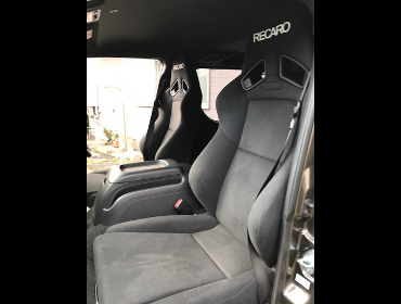 TOYOTA�@�n�C�G�[�X�@5�^�@�f�B�[�[���@�i���[�@�Ɂ@RECARO�i���J���j�@SR-7F�@KK100�@BK�@�~���E�@����