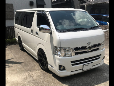 TOYOTA�@�n�C�G�[�X�@3�^�@�K�\�����ԁ@TRH200V�@�Ɂ@RECARO�i���J���j�@SR-7F�@KLK100�@BK�@�A�[�����X�g�t���@����