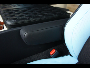 TOYOTA�@�n�C�G�[�X�����O�@5�^�@���C�h�{�f�B�i2019�N�j�@�Ɂ@RECARO�i���J���j�@SR-7F�@Lassic�@���F�@�V�[�g�q�[�^�[�t���@�A�[�����X�g�t���@�~���E�@����