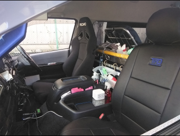 TOYOTA�@�n�C�G�[�X�@�X�[�p�[�����O���C�h�@�n�C���[�t�@�Ɂ@RECARO�i���J���j�@SR-7F�@KK100�@BK�@����