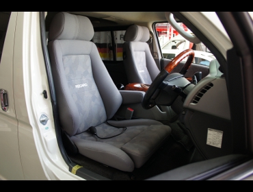 TOYOTA�@�n�C�G�[�X�@200�n�@1�^�@�Ɂ@RECARO�i���J���j�@�G���S���hMV�@�O���C�@�~���E�@�^�]�ȑ��̂݃A�[�����X�g�t���@����