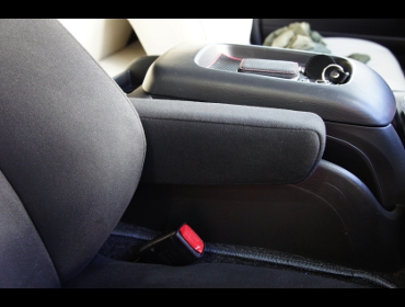 TOYOTA�@�n�C�G�[�X���C�h�i2005�N�j�@�Ɂ@RECARO�i���J���j�@SR-7F KK100�@BK�@�A�[�����X�g�t���@����