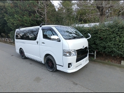 TOYOTA�@200�n�n�C�G�[�X�@�Ɂ@RECARO�i���J���j�j�@SR-7�@GU100�@RED�@����