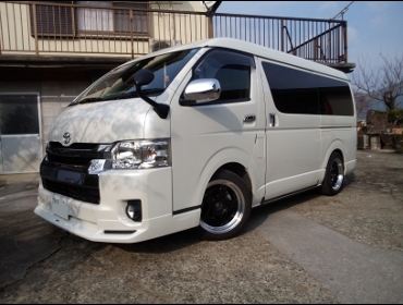 TOYOTA�@�n�C�G�[�X�@4�^�@GL�i2015�N�j�@�Ɂ@RECARO�i���J���j�@LX-F�@IN110�@BK�@�A�[�����X�g�t���@����