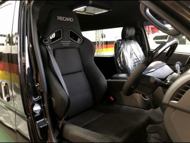 TOYOTA�@�n�C�G�[�X�@200�n�@�Ɂ@RECARO�i���J���j�@SR-7F�@GK1000�@BK/BK�@�A�[�����X�g�t���@����