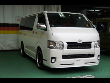 TOYOTA�@���W�A�X�G�[�X�@KDH201V���@�Ɂ@RECARO�i���J���j�@SR-7F�@GU100�@RED�@�~���E�@����