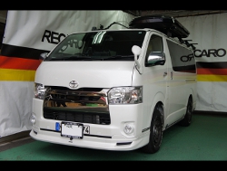 TOYOTA�@200�n�n�C�G�[�X�@�Ɂ@RECARO�i���J���j�@SR-7F�@����@�A�h�o���X�G�G�f�B�V�����@RED�@�A�[�����X�g�t���@����