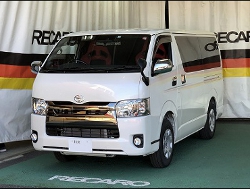 TOYOTA�@�n�C�G�[�X�@200�n�@5�^�@�i���[�@�f�B�[�[���ԁ@�Ɂ@RECARO�i���J���j�@SR-7F�@GU100�@RED�@A/R�^�C�v�@�~���E�@����