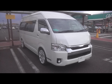 TOYOTA�@200�n�n�C�G�[�X�@�Ɂ@RECARO�i���J���j�@SR-7F�@Lassic�@���@A/R�@�V�[�g�q�[�^�[�t���@�~���E�@����