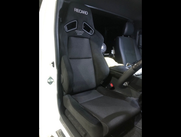 TOYOTA�@�n�C�G�[�X�@5�^�@�f�B�[�[���i���[�i2018�N�j�@�Ɂ@RECARO�i���J���j�@SR-7F�@GU100�@BK�@A/R�@����
