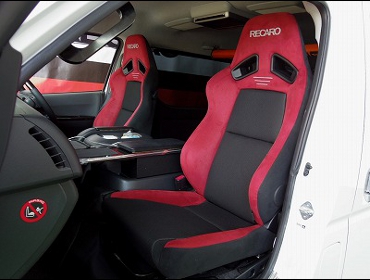 TOYOTA�@200�n�@�n�C�G�[�X�@4�^�@���C�h�{�f�B�@�Ɂ@RECARO�i���J���j�@SR-7F�@GU100�@RED�@A/R�^�C�v�@�~���E�@����