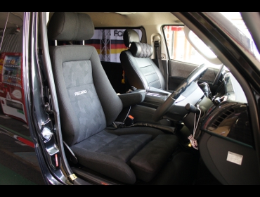 TOYOTA�@�n�C�G�[�X�@200�n�@���C�h�i2019�N�j�@�Ɂ@RECARO�i���J���j�@�G���S���hMV�@BK�@����