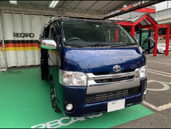 TOYOTA�@�n�C�G�[�X�i2020�N�j�@�Ɂ@RECARO�i���J���j�@SR-7F�@GK100�@BK�@A/R�@�V�[�g�q�[�^�[�t���@����