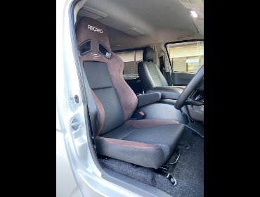 TOYOTA�@�n�C�G�[�X���C�h�@4WD�@�Ɂ@RECARO�i���J���j�@SR-7F�@GU100�@�u���E���@�A�[�����X�g�t���@����