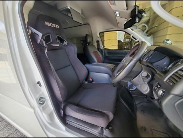 TOYOTA�@�n�C�G�[�X�@�R�~���[�^�[�i2018�N�j�@�Ɂ@RECARO�i���J���j�@SR-7F�@GU100�@BK�@����