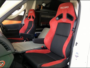 TOYOTA�@�n�C�G�[�X�i2015�N�j�@�Ɂ@RECARO�i���J���j�@SR-7F�@GU100�@RED�@�A�[�����X�g�t���@�~���E�@����