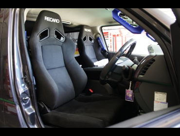 TOYOTA�@�n�C�G�[�X�@4�^�@�Ɂ@RECARO�i���J���j�@SR-7F�@KK100�@BK�@�~���E�@����