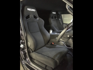 TOYOTA�@�n�C�G�[�X200�n�@5�^�@�K�\�����ԁ@�W���{�f�B�@�Ɂ@RECARO�i���J���j�@SR-7F�@KK100�@BK�@A/R�^�C�v�@�~���E�@����