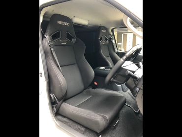TOYOTA�@�n�C�G�[�X�@5�^�@�K�\�����ԁi2018�N�j�@�Ɂ@RECARO�i���J���j�@SR-7F�@GK100�@BK/BK�@����