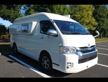 TOYOTA�@�n�C�G�[�X�@���C�h�@�L�����s���O�J�[�@TRH226K�i2017�N�j�@�Ɂ@RECARO�i���J���j�@SR-7F�@KK100�@BK�@�A�[�����X�g�t���@�~���E�@����