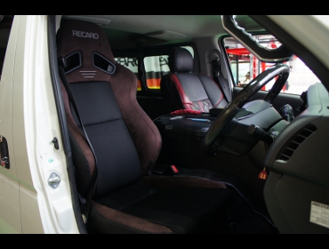 TOYOTA�@�n�C�G�[�X�@4�^�i2015�N�j�@�Ɂ@RECARO�i���J���j�@SR-7F�@GU100H�@�u���E���@A/R�@�V�[�g�q�[�^�[�t���@����