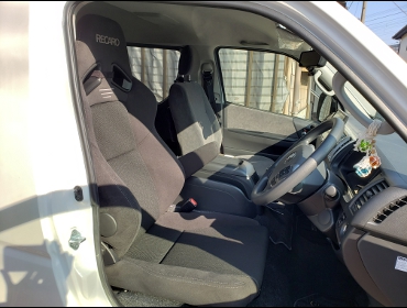 TOYOTA�@�n�C�G�[�X200�n�@TRH219W�@�Ɂ@RECARO�i���J���j�@SR-7F�@GK100�@BK/BK�@A/R�^�C�v�@����