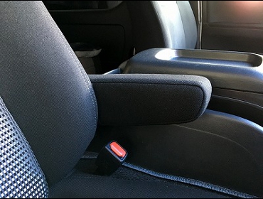 TOYOTA�@�n�C�G�[�X�@5�^�i2018�N�j�@�Ɂ@RECARO�i���J���j�@LX-F�@IN110�@BK�@�V�[�g�q�[�^�[�t���@���@�A�[�����X�g�t���@����