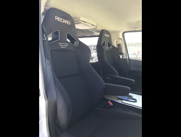 TOYOTA�@�n�C�G�[�X4�^�@�X�[�p�[GL�@�W���{�f�B�@�Ɂ@RECARO�i���J���j�@SR-7F�@GK100�@BK/BK�@�A�[�����X�g�t���@�~���E�@����