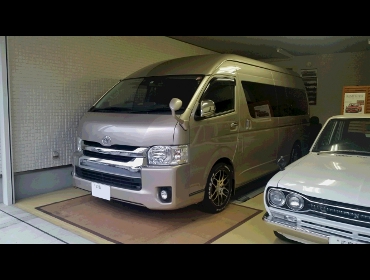 TOYOTA�@�n�C�G�[�X�@�O�����h�L���r���i2016�N�j�@�Ɂ@RECARO�i���J���j�@LX-F TR NN�@�A�[�����X�g�t���@����