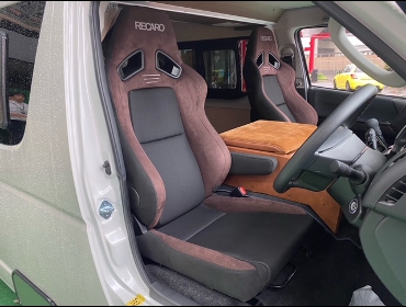 TOYOTA�@�n�C�G�[�X�@5�^�@���C�h�i2020�N�j�@�Ɂ@RECARO�i���J���j�@SR-7F�@GU100�@�u���E���@�A�[�����X�g�t���@�~���E�@����