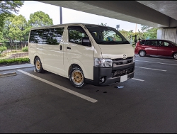 TOYOTA�@�n�C�G�[�XDX�@5�^�@�i���[�f�B�[�[���@�Ɂ@RECARO�i���J���j�@SR-7F�@GK100�@BK/BK�@����