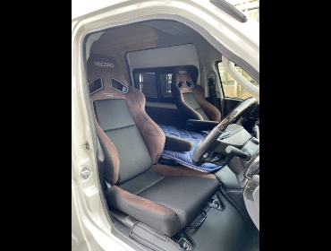 TOYOTA�@�n�C�G�[�X�@�X�[�p�[�����O�@���C�h�@�n�C���[�t�@�f�B�[�[���ԁ@�Ɂ@RECARO�i���J���j�@SR-7F�@GU100�@�u���E���@�~���E�@����