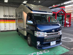 TOYOTA�@200�n�n�C�G�[�X�@TRH200V���@�Ɂ@RECARO�i���J���j�@SR-7F�@GK100�@BK/BUL�@�V�[�g�q�[�^�[���A�[�����X�g�t���@�~���E�@����