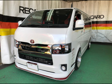 TOYOTA�@�n�C�G�[�X�@GDH201V�i2021�N�j�@�Ɂ@RECARO�i���J���j�@SR-7F�@GU100H�@RED�@A/R�^�C�v�@�~���E�@����