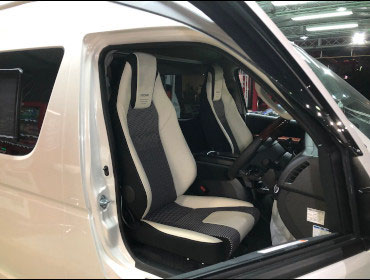 TOYOTA�@�n�C�G�[�X�@�L�����p�[�����i2022�N�j�@�Ɂ@RECARO�i���J���@LX-F�@WL110H�@���@A/R�^�C�v�@�~���E�@����