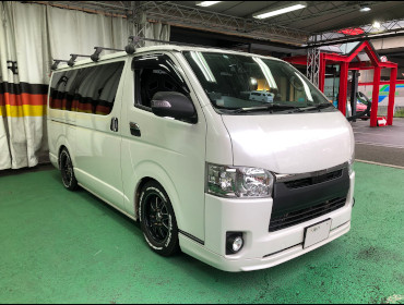 TOYOTA�@�n�C�G�[�X�@GDH201V�i2018�N�j�@�Ɂ@RECARO�i���J���j�@SR-7F�@KK100�@BK�@�V�[�g�q�[�^�[�t���@�A�[�����X�g�t���@�~���E�@����