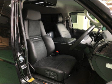 TOYOTA�@�n�C�G�[�X�@���C�h�@�Ɂ@RECARO�i���J���j�@�I���\�y�hDL220HV�@����