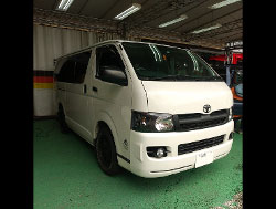 TOYOTA�@�n�C�G�[�X�@3�^�@�O���@�i���[�@�f�B�[�[���i2010�N�j�@�Ɂ@RECARO�i���J���j�@SR-7F�@GK100�@BK/BK�@����