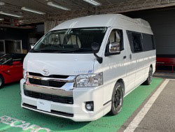 TOYOTA�@�n�C�G�[�X�@6�^�@���C�h�@�K�\�����i2022�N�j�@�Ɂ@RECARO�i���J���j�@LX-F�@WL110H�@���@����