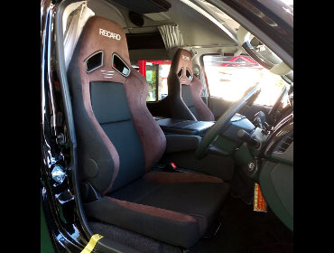 TOYOTA�@�n�C�G�[�X�@6�^�@���C�h�@�K�\�����i2009�N�j�@�Ɂ@RECARO�i���J���j�@SR-7F�@GU100�@�u���E���@�~���E�@����