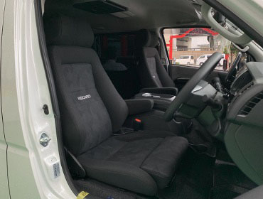 TOYOTA�@�n�C�G�[�X�@TRH219W�i2022�N�j�@�Ɂ@RECARO�i���J���j�@�G���S���hMV�@BK�@�~���E�@����