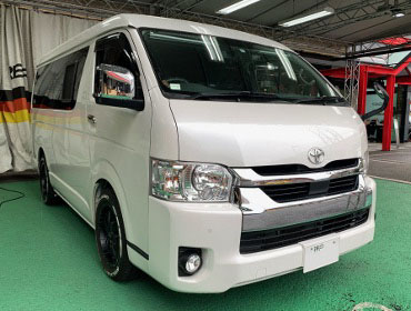 TOYOTA�@�n�C�G�[�X�@TRH214W�i2021�N�j�@�Ɂ@RECARO�i���J���j�@SR-7F�@GK100�@BK/BK�@�~���E�@����