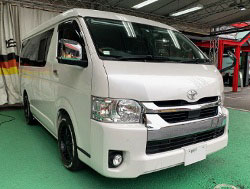 TOYOTA�@�n�C�G�[�X�@TRH214W�i2021�N�j�@�Ɂ@RECARO�i���J���j�@SR-7F�@GK100�@BK/BK�@�~���E�@����