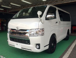 TOYOTA�@�n�C�G�[�X�@5�^�f�B�[�[���i���[�i2018�N�j�@�Ɂ@RECARO�i���J���j�@SR-7F�@GK100�@BK/BK�@����