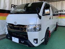 TOYOTA�@�n�C�G�[�X�@6�^�i���[�f�B�[�[���i2022�N�j�@�Ɂ@RECARO�i���J���j�@SR-7F�@GU100�@BK�@����