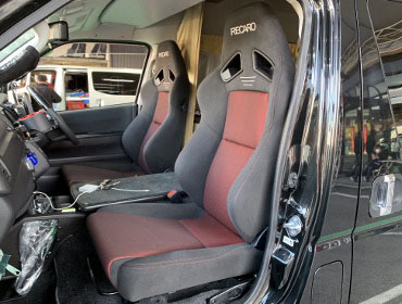 TOYOTA�@�n�C�G�[�X�@�K�\�����@�t�����g��l�|���i2022�N�j�@�Ɂ@RECARO�i���J���j�@SR-7F�@GK100�@BK/RED�@�V�[�g�q�[�^�[�t���@���@SR-7F�@GK100�@BK/RED�@����
