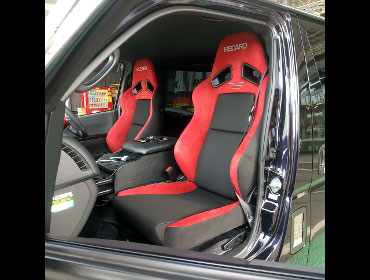 TOYOTA�@�n�C�G�[�X�@200�n�i2022�N�j�@�Ɂ@RECARO�i���J���j�@SR-7F�@GU100�@RED�@�~���E�@����